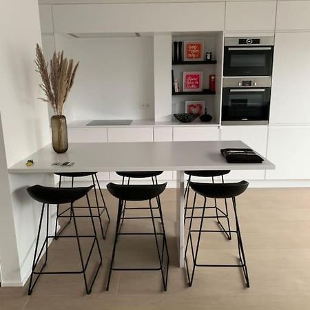 Beautiful Penthouse At 5Min Of Albert Place Knokke-Heist Bagian luar foto