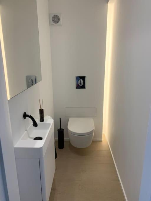 Beautiful Penthouse At 5Min Of Albert Place Knokke-Heist Bagian luar foto