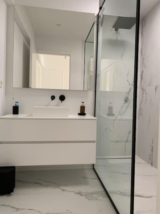 Beautiful Penthouse At 5Min Of Albert Place Knokke-Heist Bagian luar foto